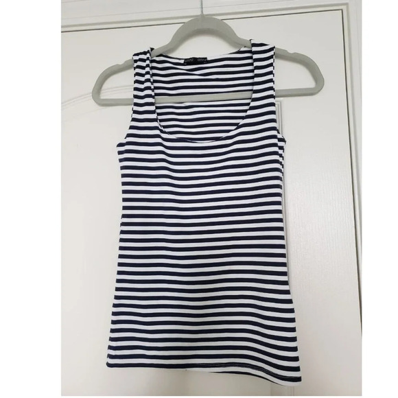 Zara Slinky White  and Navy Striped Tank Top Size Small - Picture 9 of 10